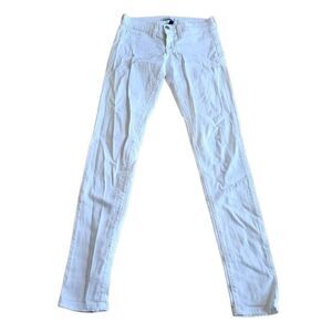 Flying monkey womens Sz 25 white skinny jeans